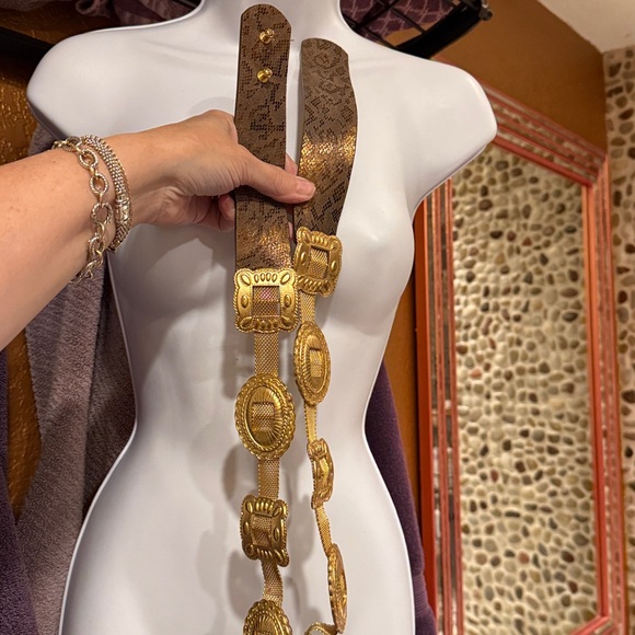 Streets Ahead Gold Decorative Belt NWOT - Picture 14 of 16